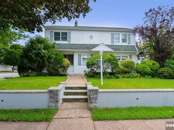 4-14 Morlot Ave, Fair Lawn, NJ 07410
