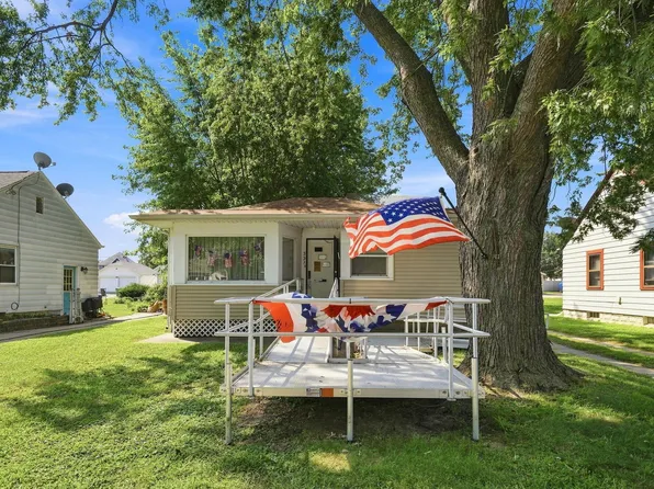 331 W 29th St, Davenport, IA 52803