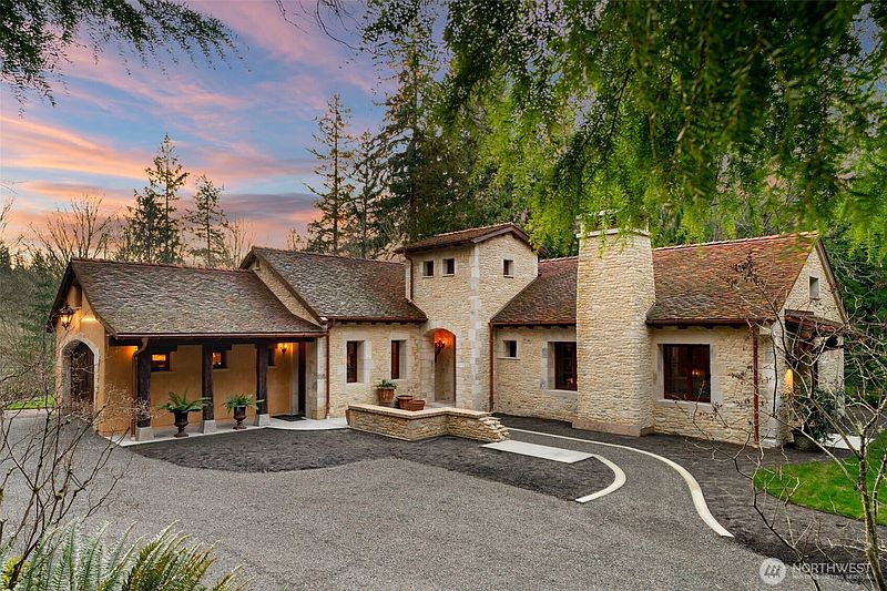 2nd image of 11008 N Deer Drive