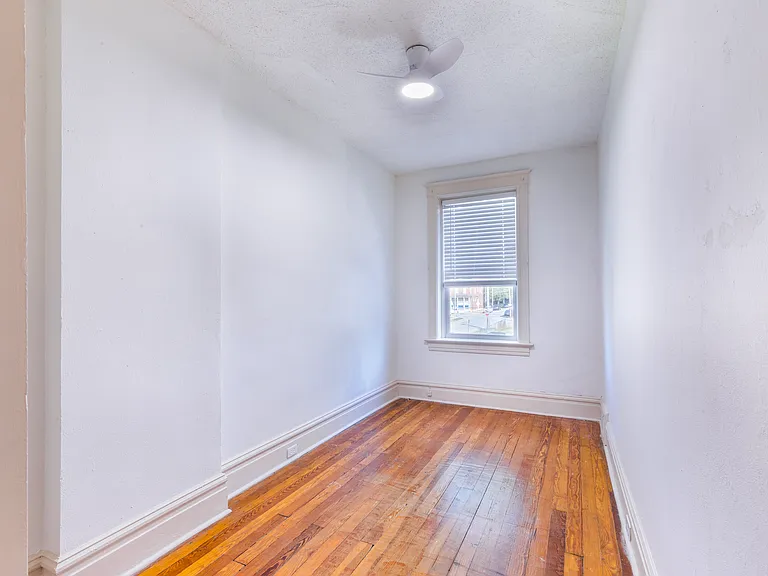 2802 Missouri Ave #2F — Photo 8