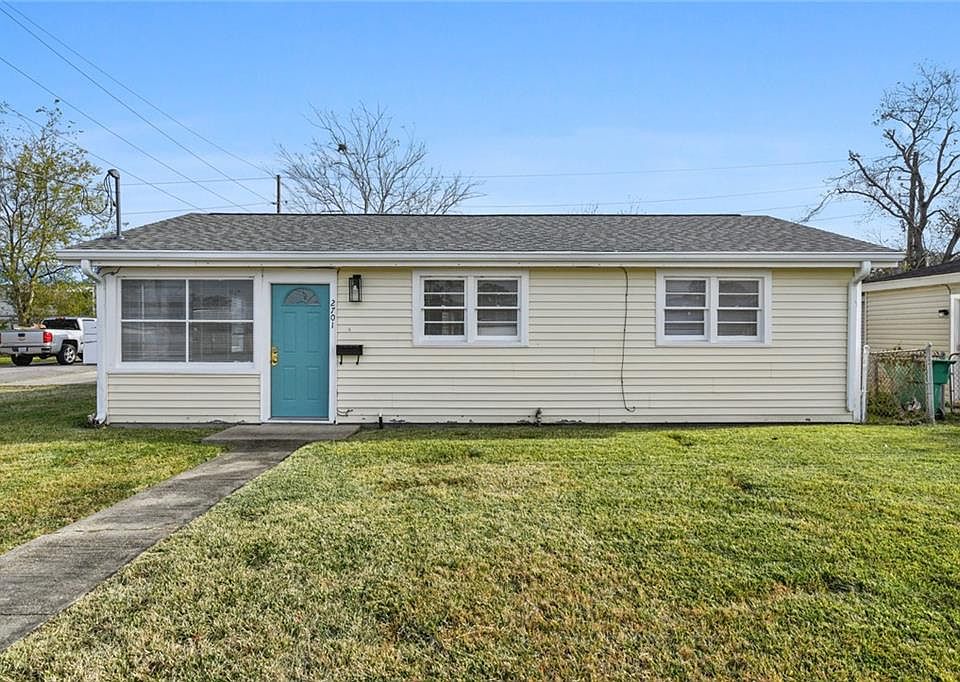 1st image of 2701 Rose Dr