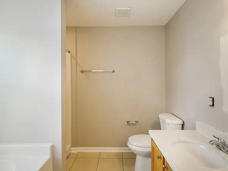 6875 Recreation Trl — Photo 11
