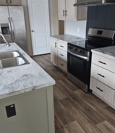 5th image of 6059 Rolling Meadows Cir