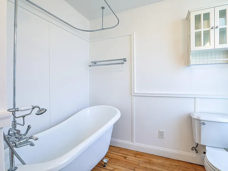 1010 Forrester St NW — Photo 37