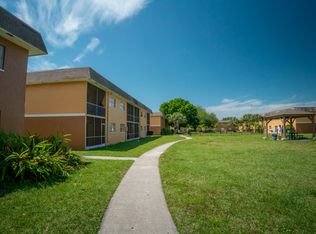 Avalon Villa, Bradenton, FL 34205
