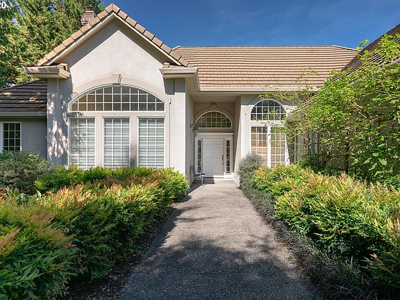 2nd image of 17218 NE Stoney Meadows Dr