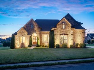 3052 Eliza Dr, Clarksville, TN 37043