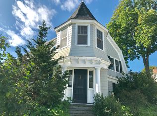 87 Bay View St, Camden, ME 04843