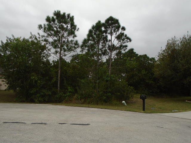 2nd image of 5809 NW Carr Ct