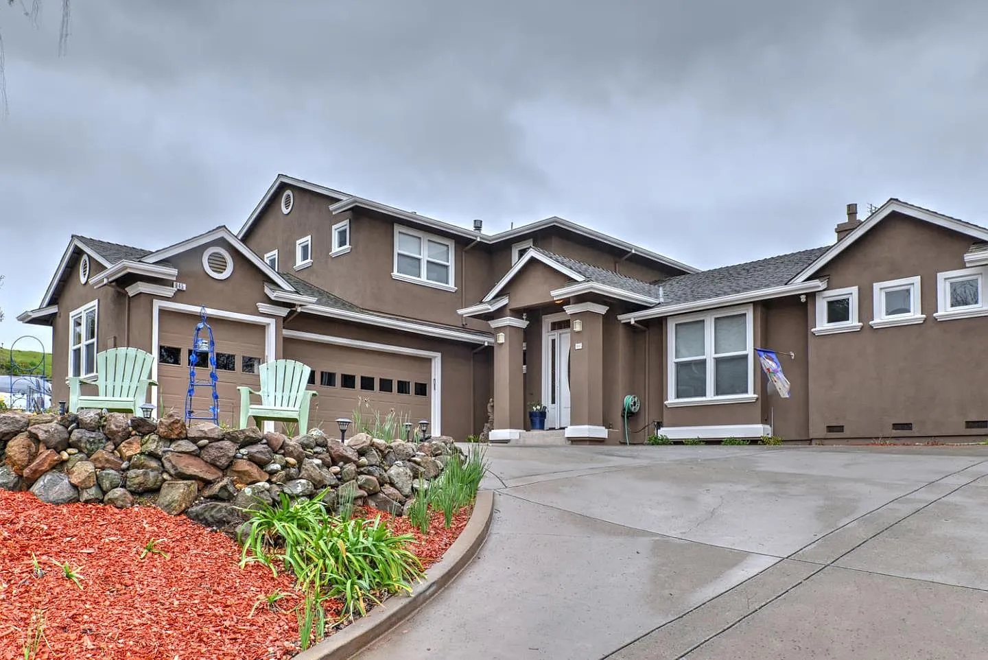 945 Macduff Ct photo 1