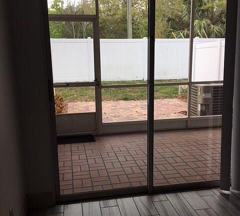 3rd image of 1980 Georgia Cir N