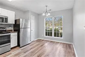 3882 Waldrop Ln — Photo 2