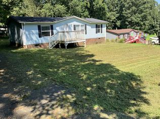 3215 Berry Ct, Lenoir, NC 28645