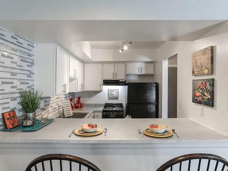 Prime W Apartments — Photo 6