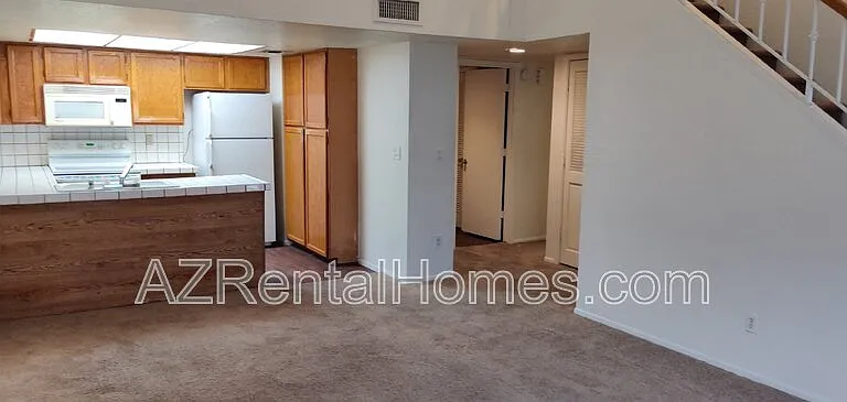 819 N College Ave #I121 — Photo 3