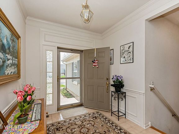 3rd image of 13230 Honeysuckle Dr