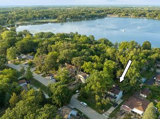 33820 Hillcrest Dr, Burlington, WI