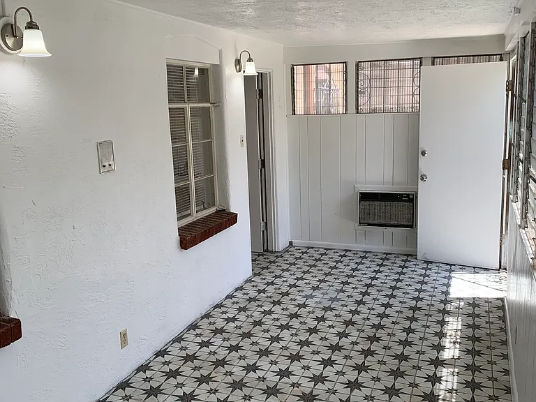 Sun Room 2_08292020