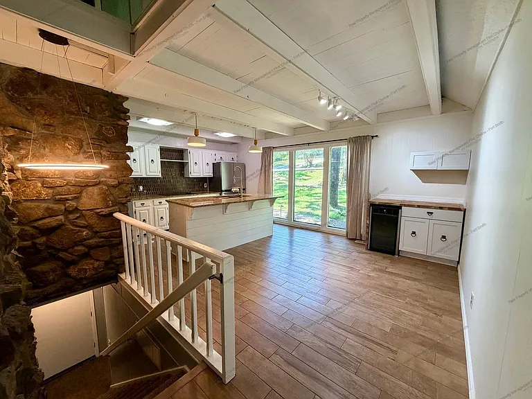602 Azure Hills Dr — Photo 33