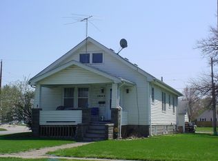 1045 E 10th St, Fremont, NE 68025