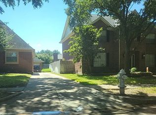 4827 Rebel Ridge Dr, Sugar Land, TX 77478