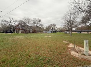 112 Lake Forrest Dr. LOT 17, Seguin, TX 78155