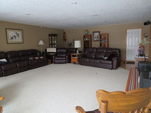 3rd image of 68300 Morton Dr