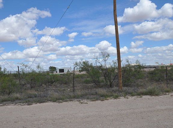 4th image of 10509 W County Road 140