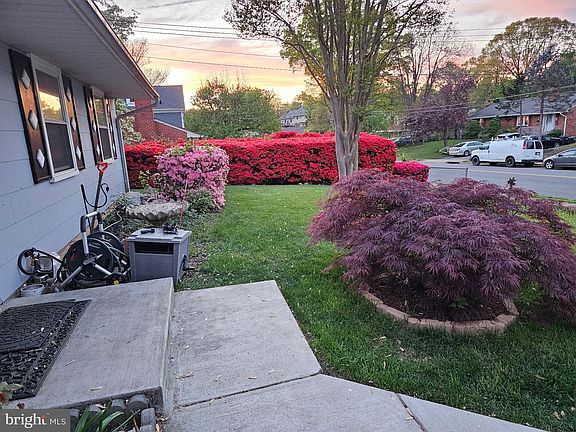 2nd image of 7705 Kalorama Rd