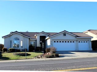 401 Fairway Dr, Ione, CA