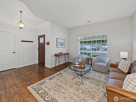 2nd image of 14715 151st Avenue E
