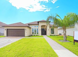 7404 Thomas Harris Dr, Laredo, TX 78041