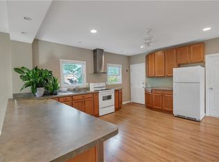 53 Burton St, Bristol, RI 02809