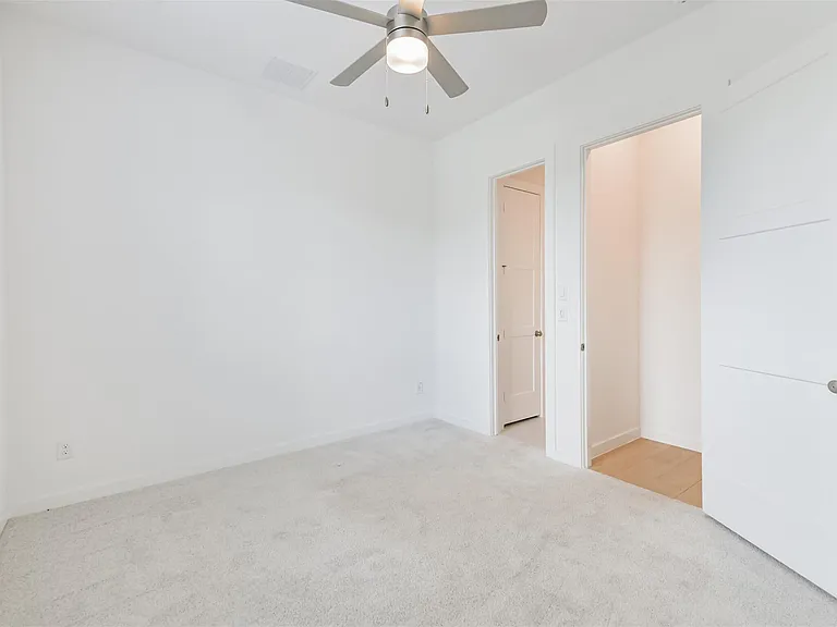 27027 W Rustlers Bnd — Photo 31