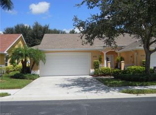 6176 Mandalay Cir #7, Naples, FL 34112