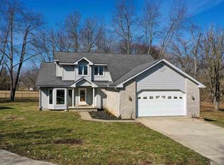 353 W Trinity Ave, Clinton, IN 47842