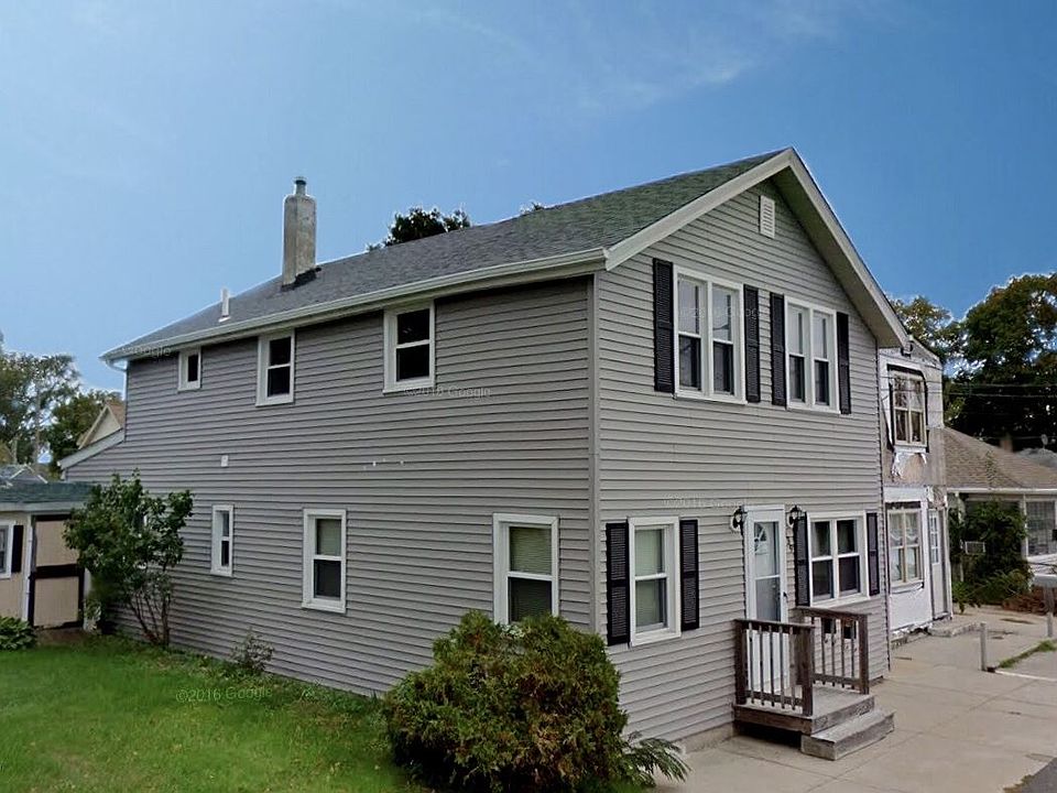 1st image of 139 Bluff Ave