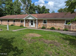 1710 Brentwood Dr, Greeneville, TN 37743