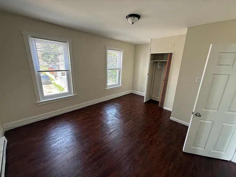 218 Walnut St — Photo 14