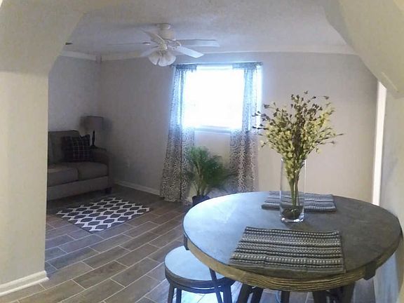 5th image of 10525 Suomi St