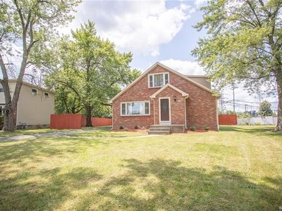 76 Sudbury Ln, Williamsville, NY, 14221
