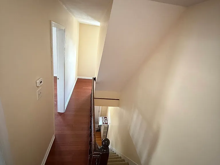 74 Campbell St — Photo 21