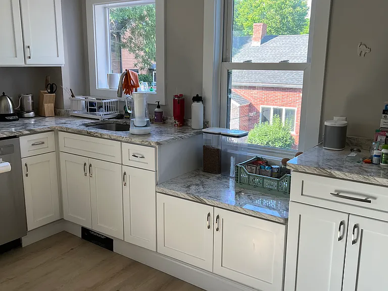 11 Watson St #WHOLE HOUSE — Photo 40