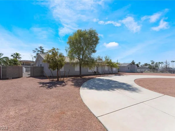 3320 Serene Dr, Las Vegas, NV 89108