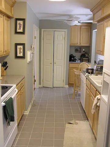 3 bed, 2200 sqft, $3,800 — Photo 4