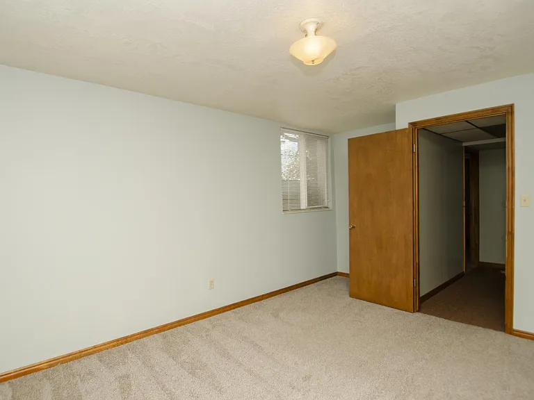521 E 3300 N #2 — Photo 12