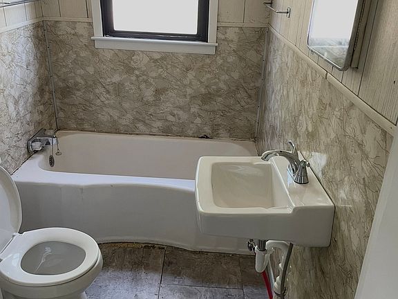 3rd image of 358 Prospect Ave