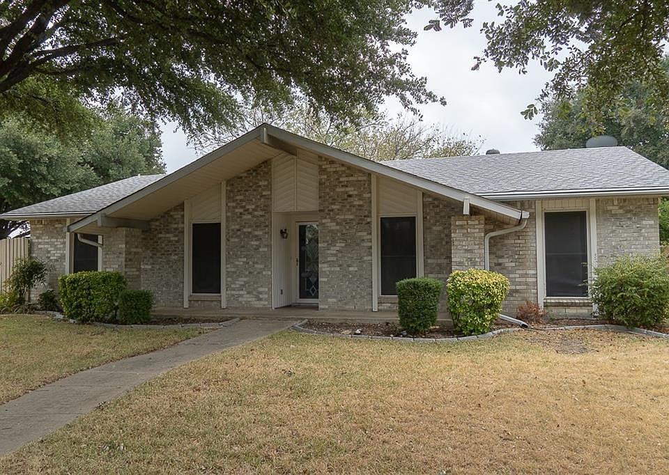 1st image of 1924 Castille Dr