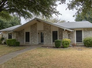 1924 Castille Dr, Carrollton, TX 75007