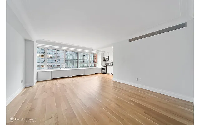 Rented by Douglas Elliman | media 23